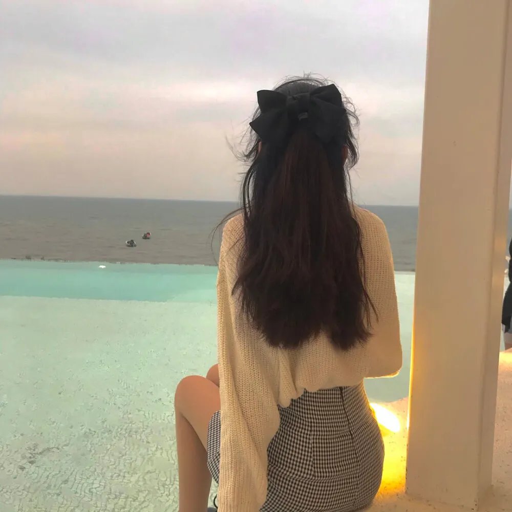 高举·爱